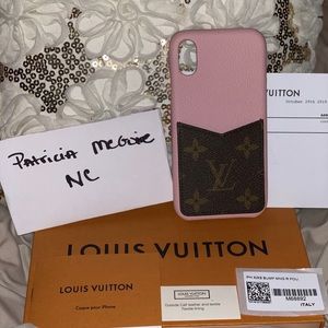 ❌❌SOLD❌❌Louis Vuitton Phone Bumper